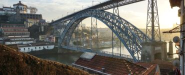 Portugal atrai empresários, mas enfrenta desafios no atendimento