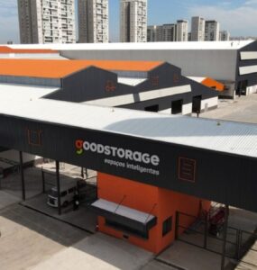 Mercado on-line aposta em galpão urbano para logística em SP