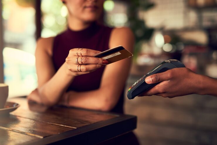 RecebeAqui lança solução de IA para pagamentos digitais