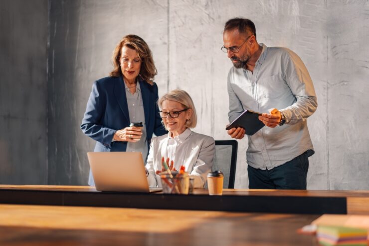 Empresas descobrem estratégia na retenção de Baby Boomers