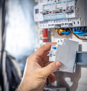 Acidentes podem ser evitados com instalação elétrica correta