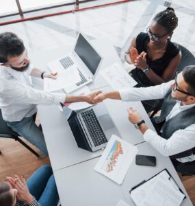 Meta certifica startup brasileira como nova BSP