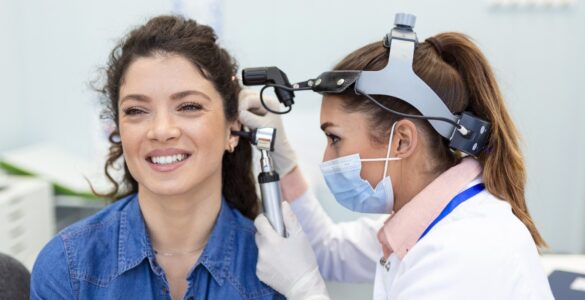 Otorrino alerta sobre riscos das hastes flexíveis