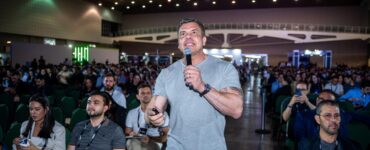 Encontro de gestão empresarial discute inteligência artificial para líderes