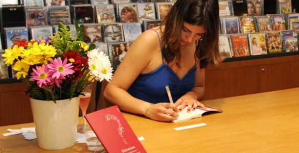 Nova coletânea explora afetos, deslocamentos e incertezas