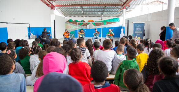 Projeto leva concertos de música para escolas públicas