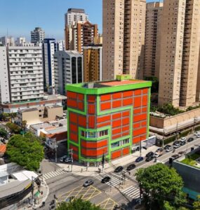 Adensamento urbano amplia procura por self storage em SP