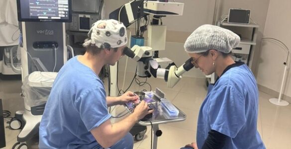 Hospitais recebem simuladores de cirurgias de catarata