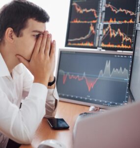 Golpistas usam IA para criar falsas oportunidades de investimentos