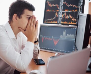 Golpistas usam IA para criar falsas oportunidades de investimentos