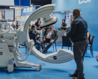 Unicred participa de feira de negócios da área de saúde em Minas Gerais