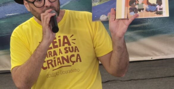 Turnê da Coleção Douradinho passa por escolas do Espírito Santo