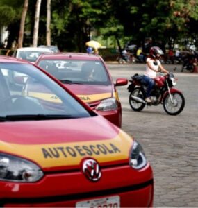 Dispensa de autoescola reacende debate sobre segurança