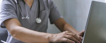 IA e telemedicina avançam na saúde do trabalhador