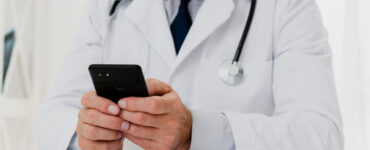 AdmDoctor: startup ajuda na adesão à PJ médica em até 24h