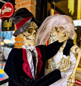 Bread King celebra 10ª edição do Halloween de rua em Moema