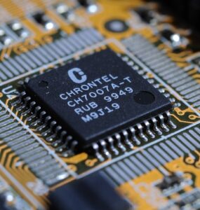 Policy briefs analisam o setor de semicondutores no Brasil