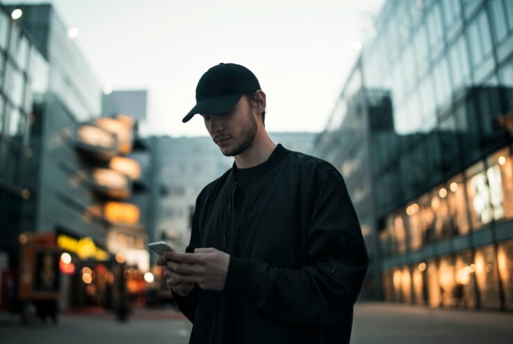 App de vídeos remove 3,5 mi de conteúdos no Brasil em 2025