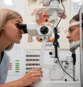Roturas retinianas podem evoluir para descolamento de retina