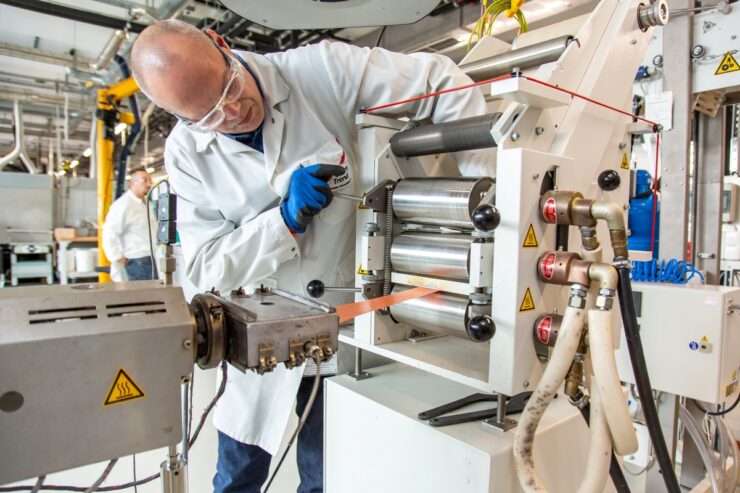 Chem-Trend lança Ultra Purge™ 3627 para limpeza em extrusora de cast film