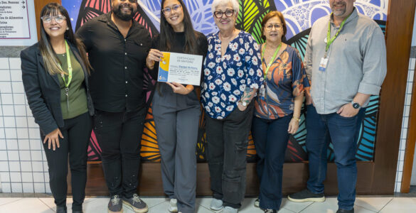 Vó Alzira realiza ação de Dia das Crianças na Casa Ronald