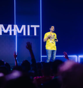 RD Summit: Theo Orosco lidera Masterclass prática de Vendas