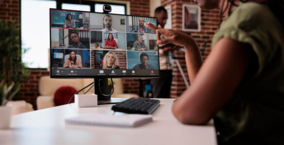 Pearson lança Coach de Comunicação IA com Microsoft