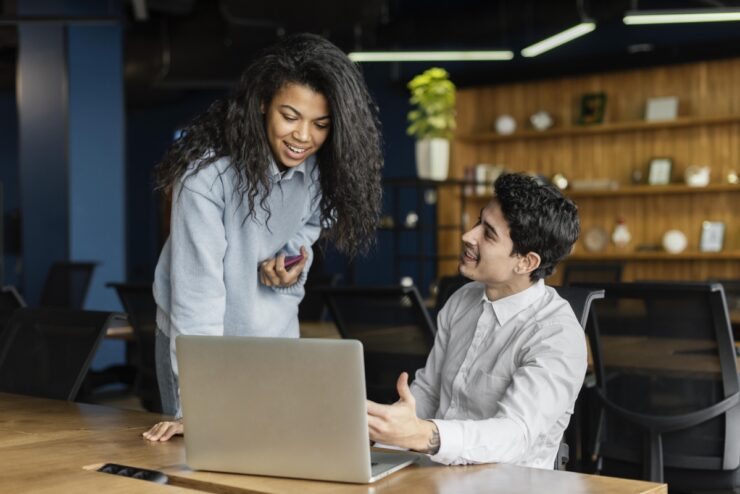 Mercado de tecnologia impulsiona demanda por especialistas