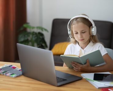 Ferramentas de IA ajudam na alfabetização escolar no Brasil
