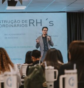 Novo RH transforma gestão de pessoas em motor de crescimento