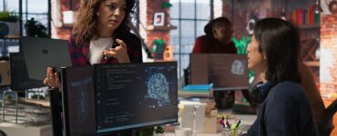 Até 2027, IA deve ser integrada a cada software empresarial