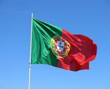 Mudanças na lei de imigração afetam brasileiros em Portugal
