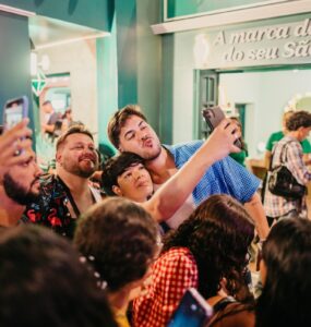 Autenticidade de creators fortalece vendas na Black Friday