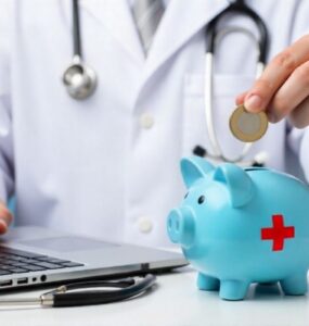 Aumentos em planos coletivos levam ANS a rever normas