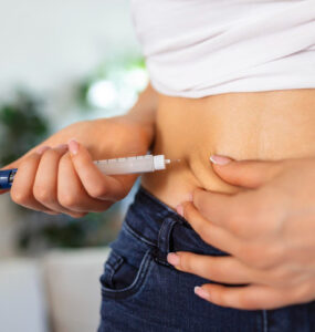 Cirurgião plástico explica o fenômeno “rosto de Ozempic”