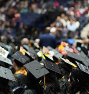 Ensino superior: participação negra tem déficit de 20 pontos