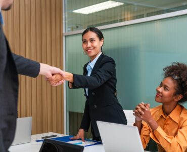 Empresas brasileiras esperam contratar no último trimestre