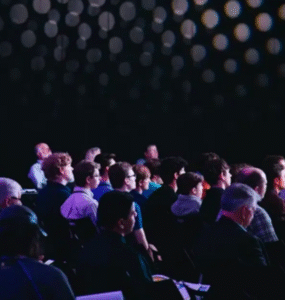 Monday.com realiza o evolve Brasil 2025 em São Paulo