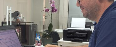 Pequenos negócios enfrentam obstáculos com avanço do digital