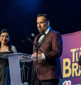 Tudo Para Brasileiros realiza premiação no Hard Rock Orlando