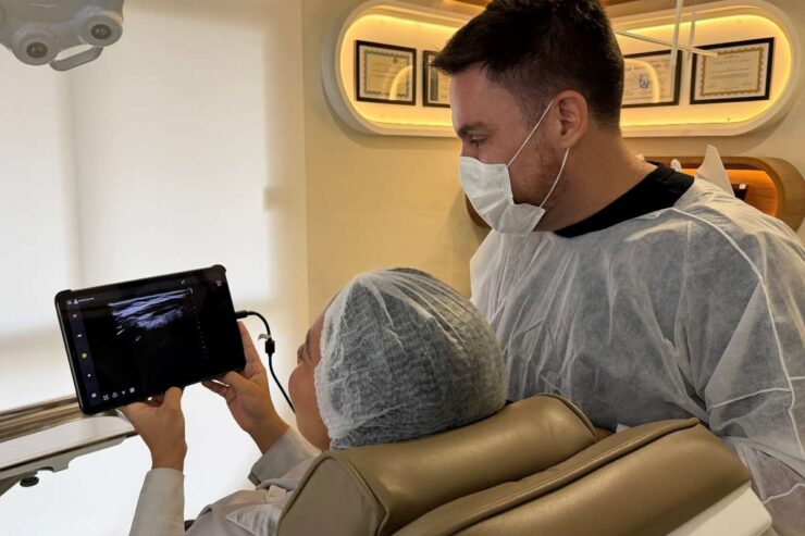 Dr. Fabio Barros alerta riscos de PMMA e do óleo mineral