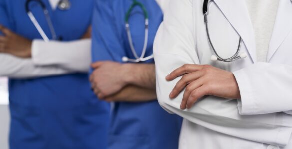 Senado aprova Profimed, a ‘OAB’ dos médicos