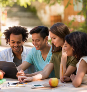 Edoo e Coletivo Coca-Cola abrem 40 mil vagas de formação