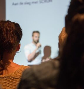 Pós-graduação cresce no Brasil, mas falta prática