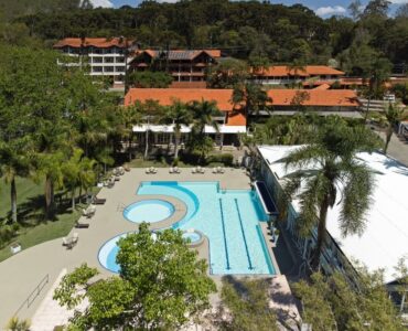 Feirinha de Embu das Artes impulsiona reservas hoteleiras