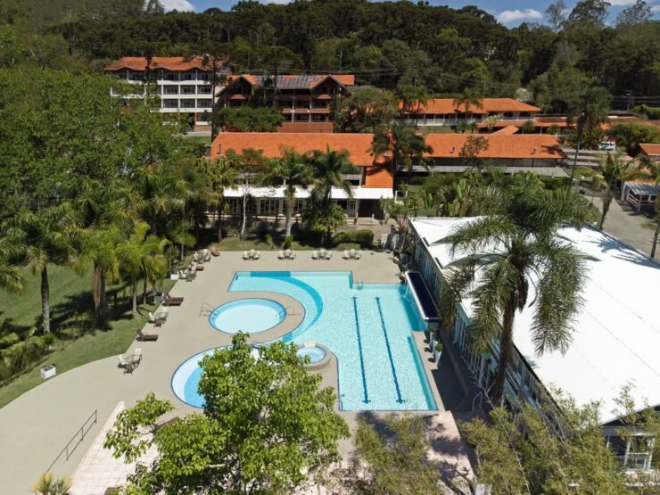 Feirinha de Embu das Artes impulsiona reservas hoteleiras