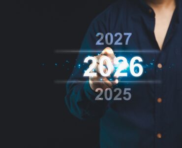 Mercado de TI: guia salarial revela áreas mais demandadas e tendências para 2026