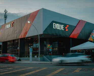 Academia Evolve prevê 300 novas vagas com expansão no DF