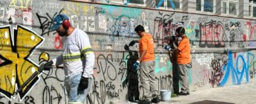 Parceria em Florianópolis emprega pessoas em situação de rua