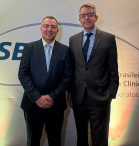 Médico uberabense assume presidência da SBPC/ML